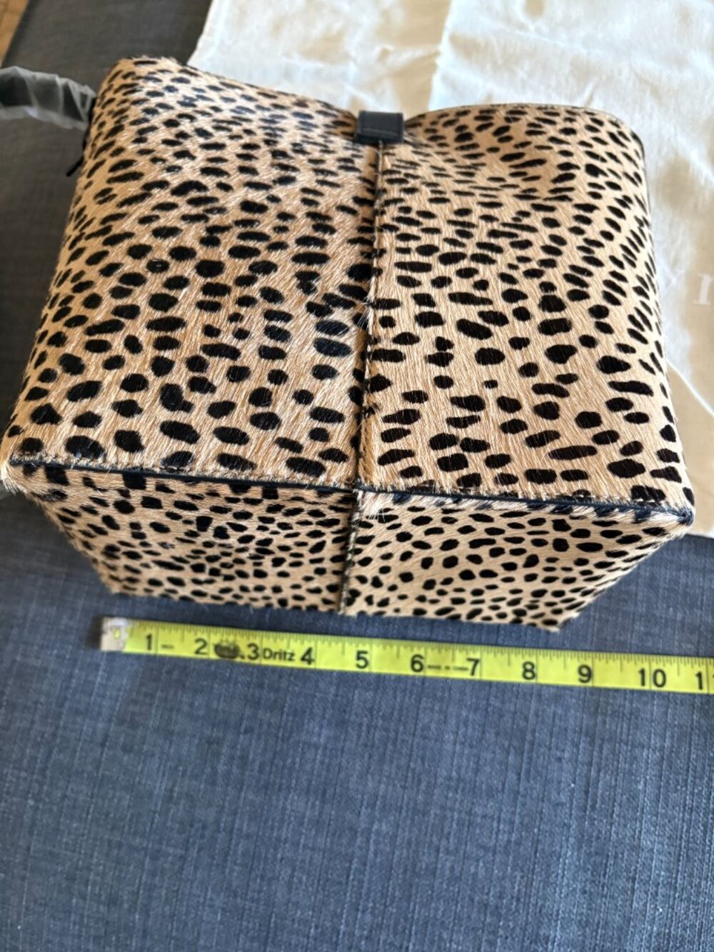 Jenni Kayne Mini Pony Hair Bucket Bag in Cheetah Print NWT - Picture 7 of 14